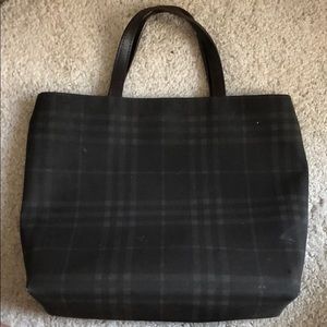 Burberry tote